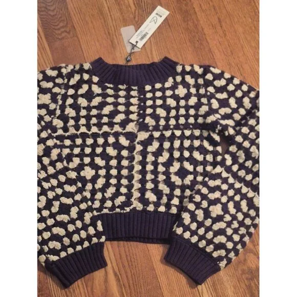 NWT MinkPink Meyer Crochet Navy / Cream Women's Sweater Size Large - Picture 2 of 8